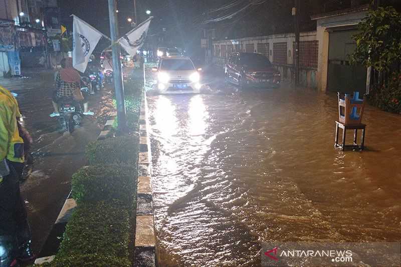 Warga Diminta Waspada Longsor dan Banjir