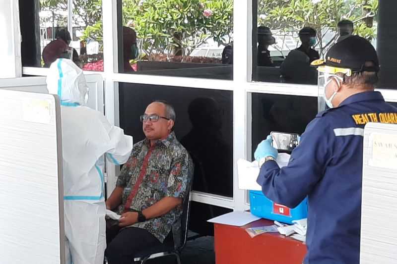 Warga Kepri Banyak yang Menolak Dites Covid-19, Dinkes: Ada yang Lari atau Menghalang-halangi Petugas