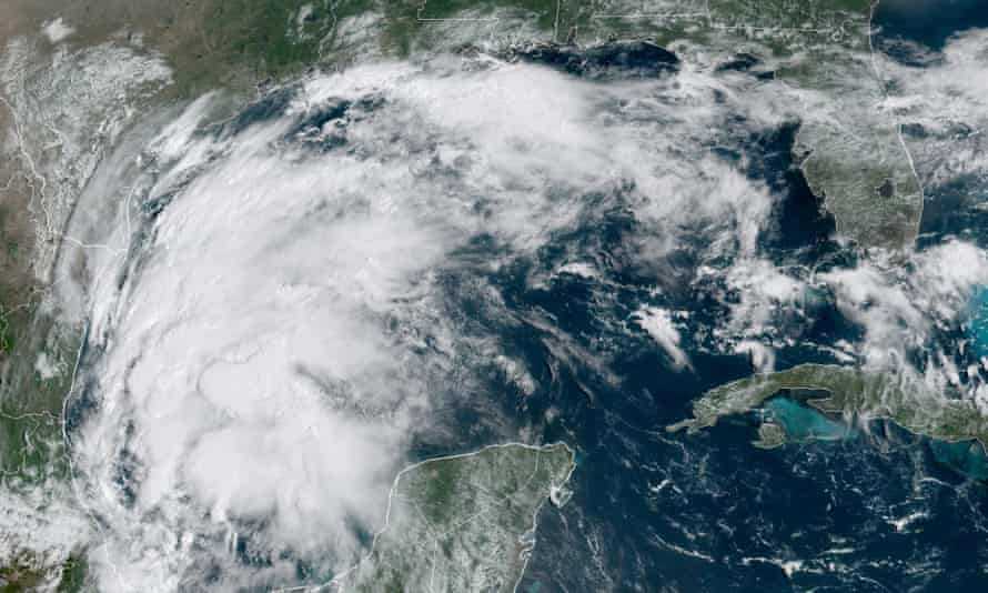 Warga Terancam, Badai Nicholas Membawa Hujan Lebat ke Texas dan Louisiana