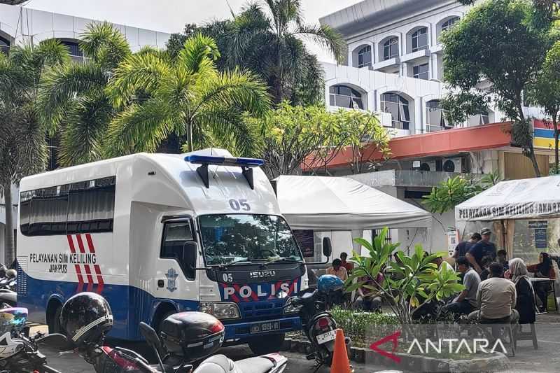 Warga yang Ingin Perpanjang Surat Izin Mengemudi, Ini Lima Lokasi Layanan SIM Keliling Polda Metro Jaya