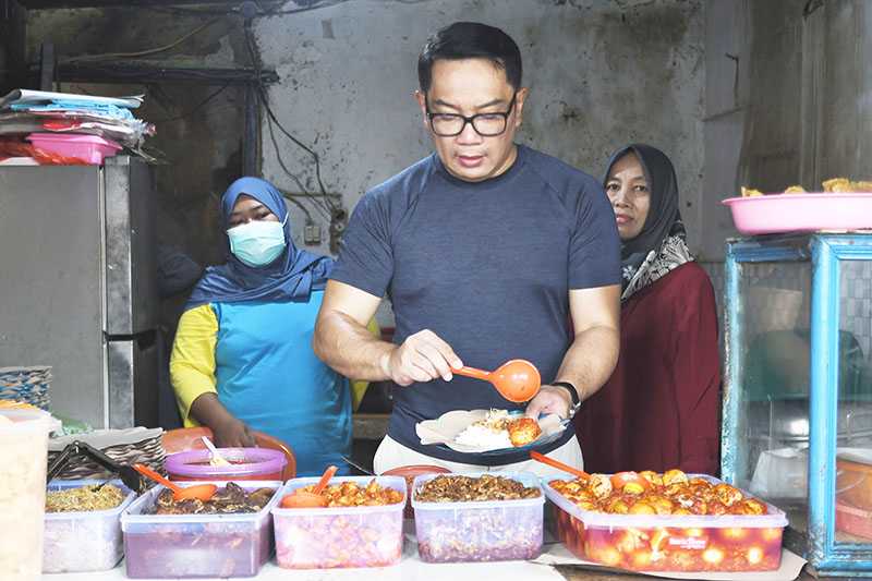 Warung-warung Dijanjikan Naik Kelas