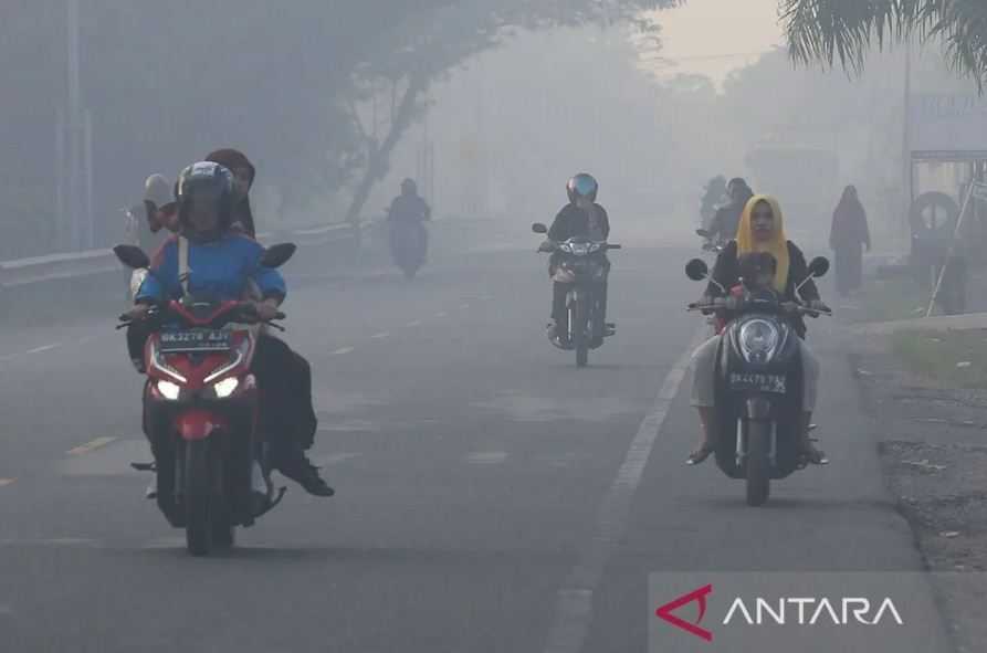 Waspada, Banjarmasin-Pontianak Berasap, Kota Besar Lainnya Hujan