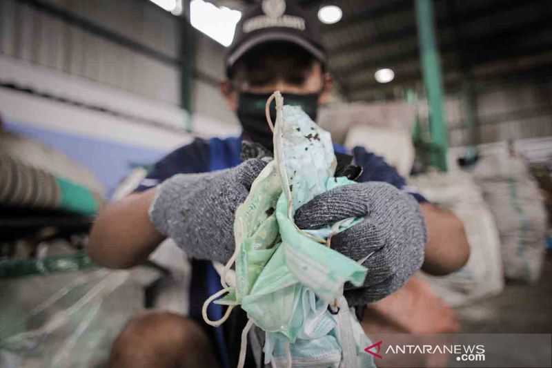 Waspada dan hati-hati, Peneliti Ingatkan Dampak Mikroplastik dari Limbah Masker di Lingkungan