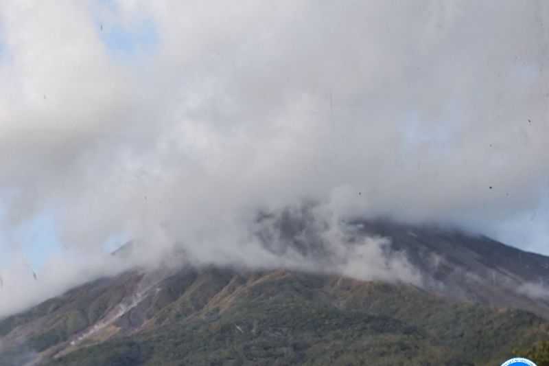 Waspada, Guguran Lava Gunung Karangetang Meluncur ke Kali Kahetang
