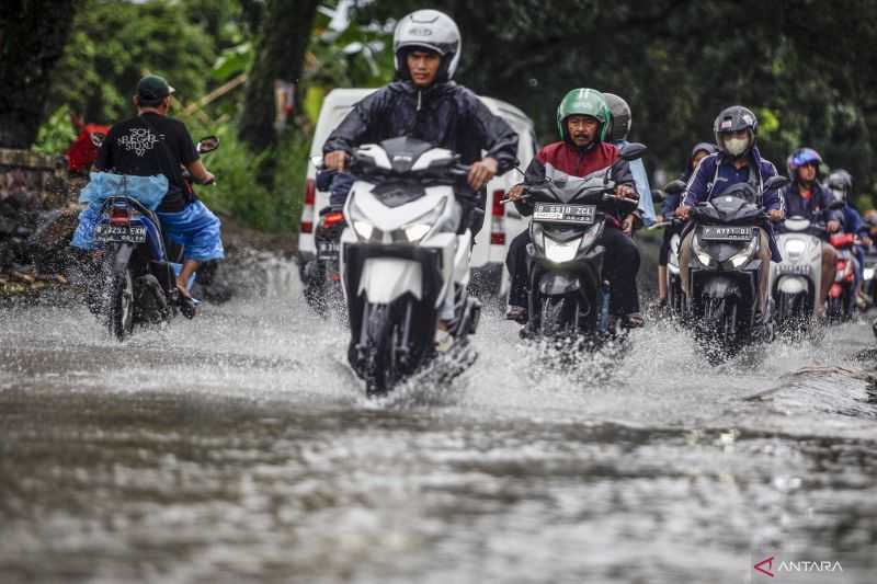 Waspada! Hujan Masih Mengguyur Sebagian Besar Wilayah di Tanah Air