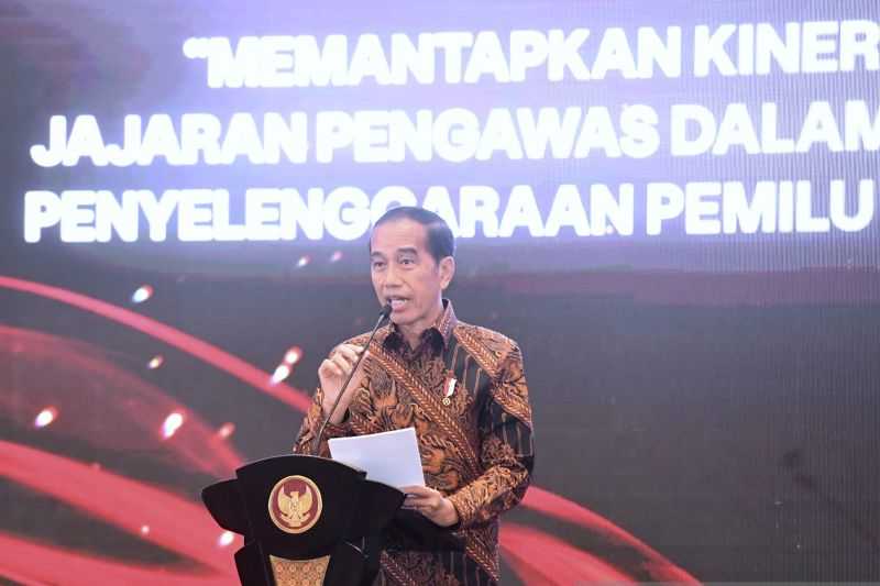 Waspada Jangan Sampai Terpecah Belah, Jokowi Ingatkan Bahaya Isu Politik Identitas dari Media Sosial