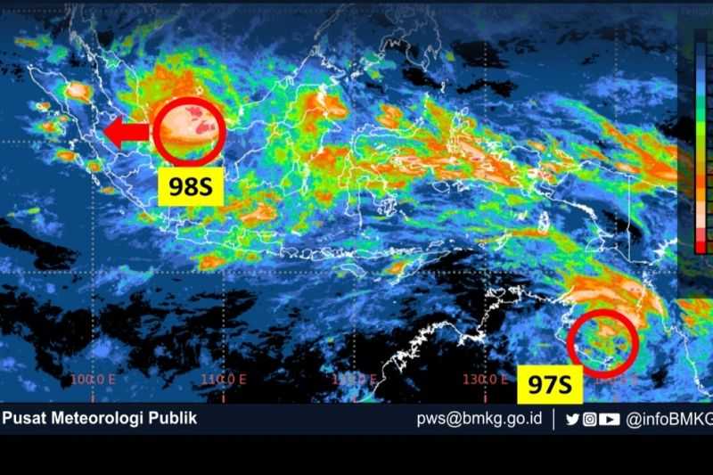 Waspadai Angin Kencang, BMKG: Dua Bibit Siklon Tropis Pengaruhi Cuaca Timur-Barat Indonesia