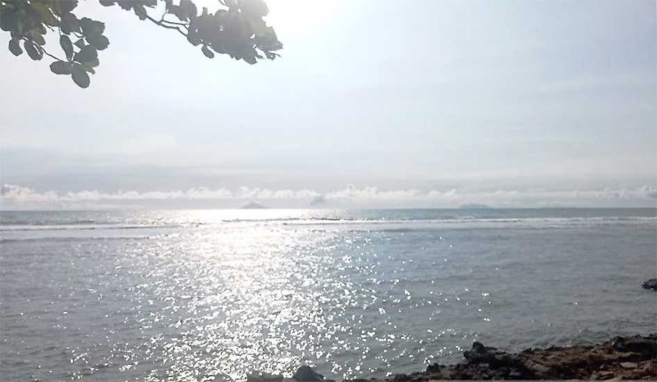 Waspadai Gelombang Tinggi Pantai Anyer-Carita