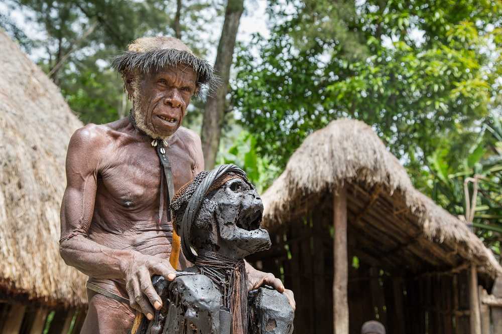 Wow! Ada Mumi Ratusan Tahun Asli Papua Indonesia? Teknik Mumifikasi Diasapi dan Dibaluri Lemak Babi