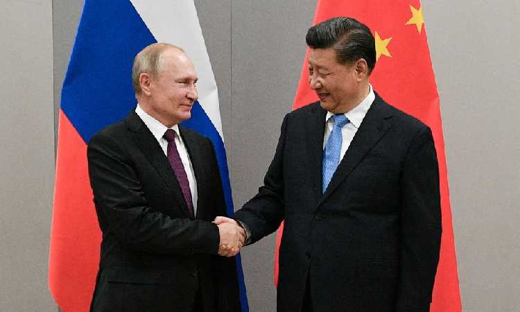 Xi Jinping Dikabarkan Minta Putin Jangan Terlalu Lama Perang di Ukraina