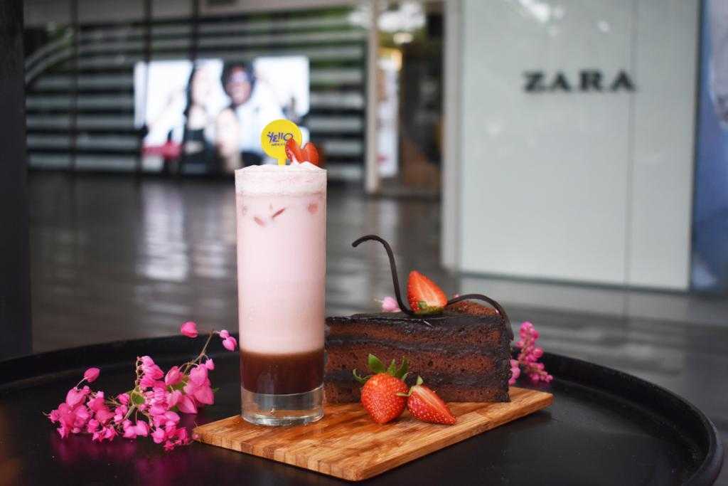 YELLO Hotel Paskal Bandung Hadirkan Lovely Choco Berries untuk Hari Kasih Sayang