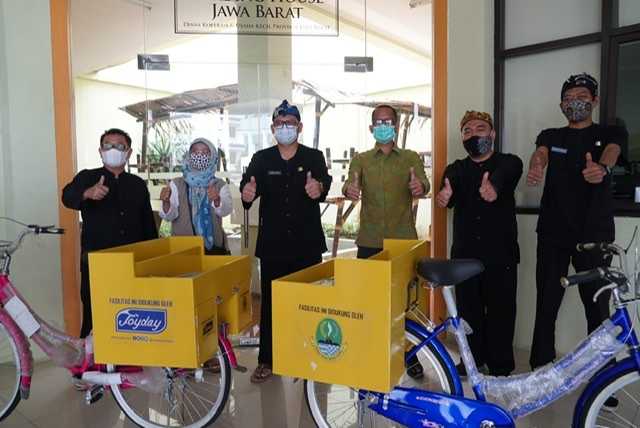 Yili Group Sumbang Sepeda Serbaguna untuk Pemprov Jabar