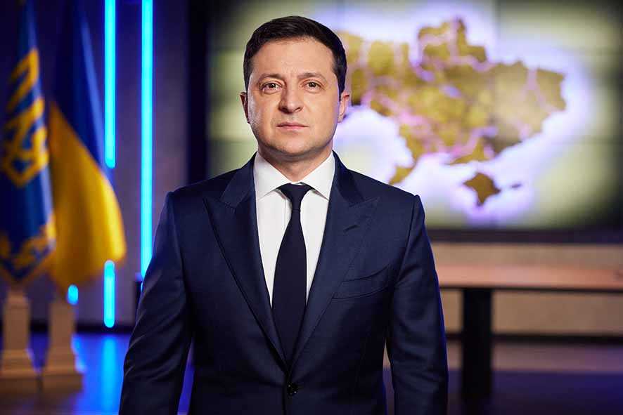 Zelenskyy Minta Russia Mundur